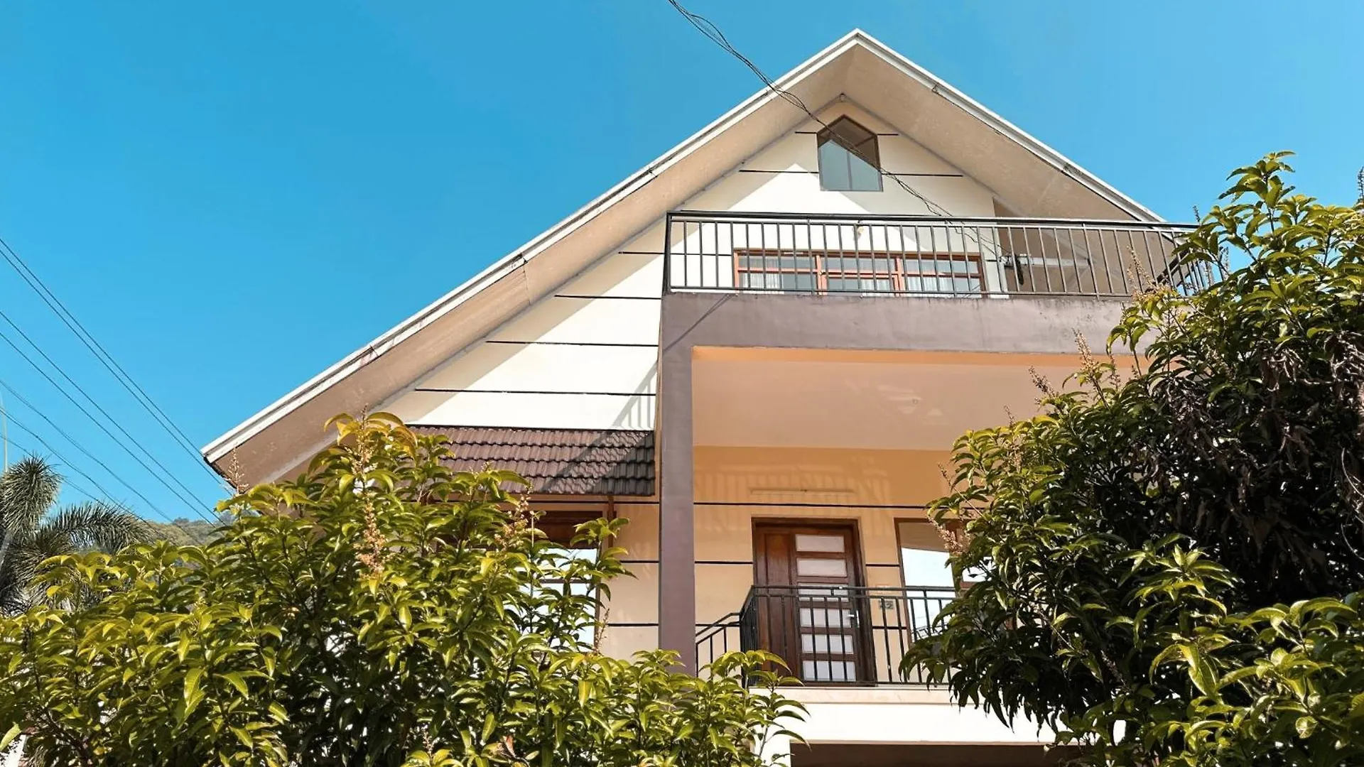 Chakkantharas Pool Villas Athirappilly